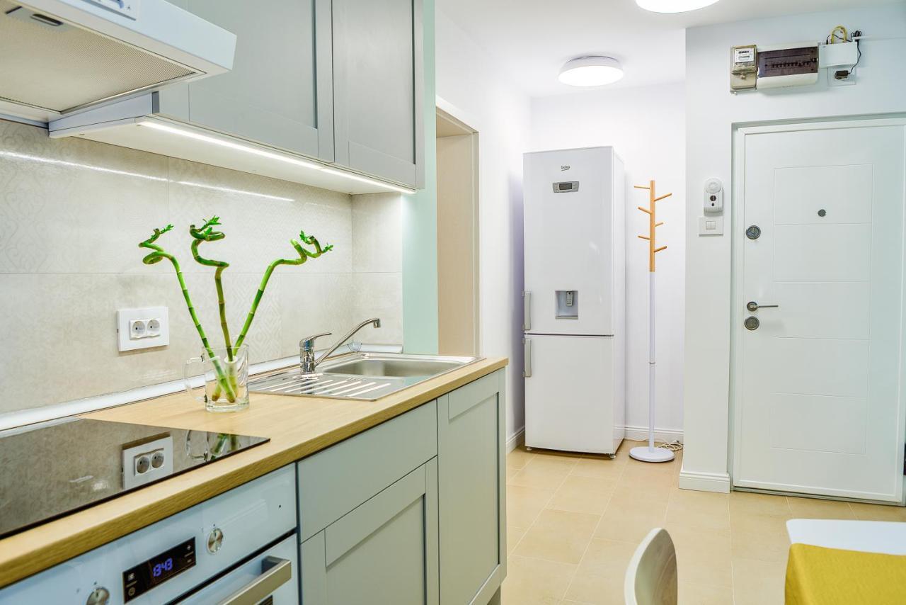 5 Min To Everything-Stylish-Modern-Old City Center Μπρασόβ Εξωτερικό φωτογραφία